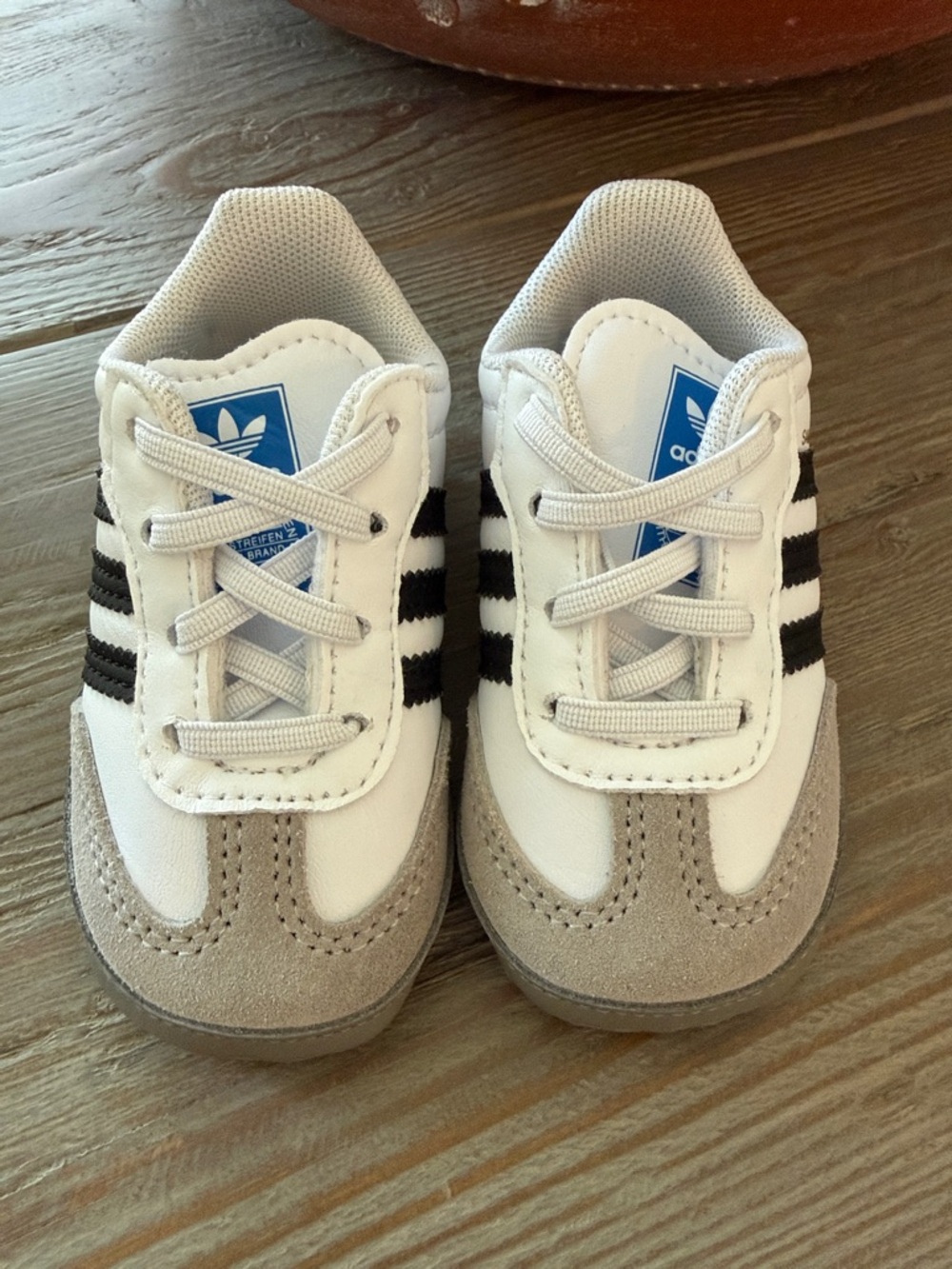 adidas Kids White, Black & Beige Retro Sneaker